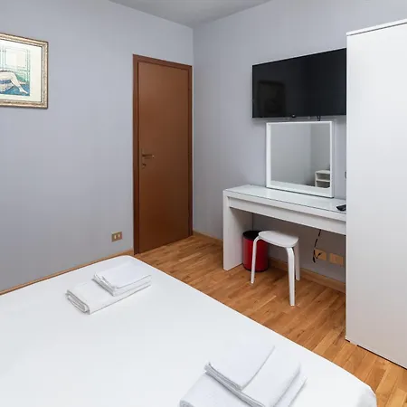 Apartment Forum V Assago Esterno foto